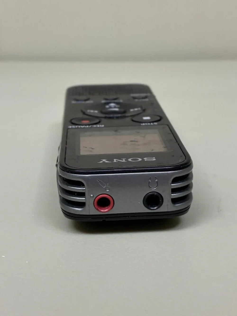 Sony ICD-PX470 Handheld Stereo Digital Voice Recorder 4GB USB microSD MP3